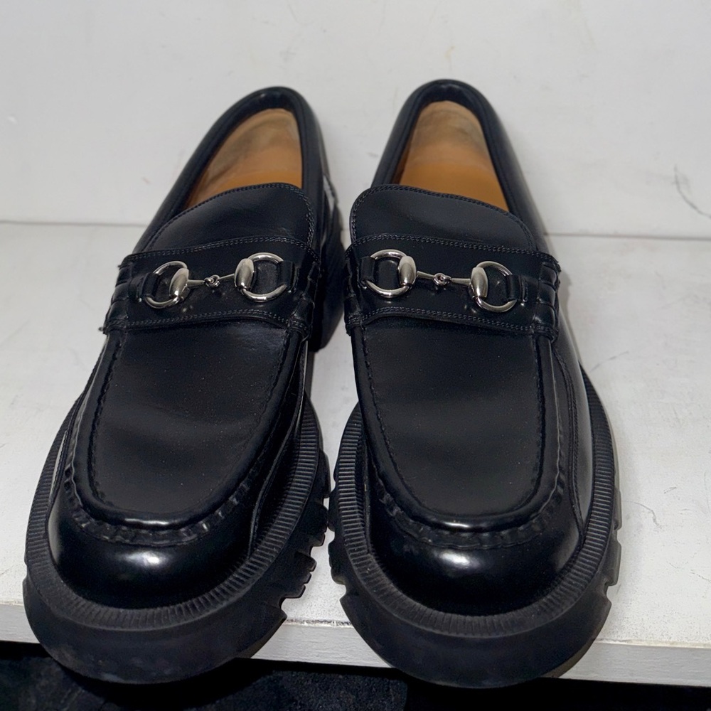 Authentic GUCCI Unisex Horsebit Leather Loafers - Picture 2 of 11